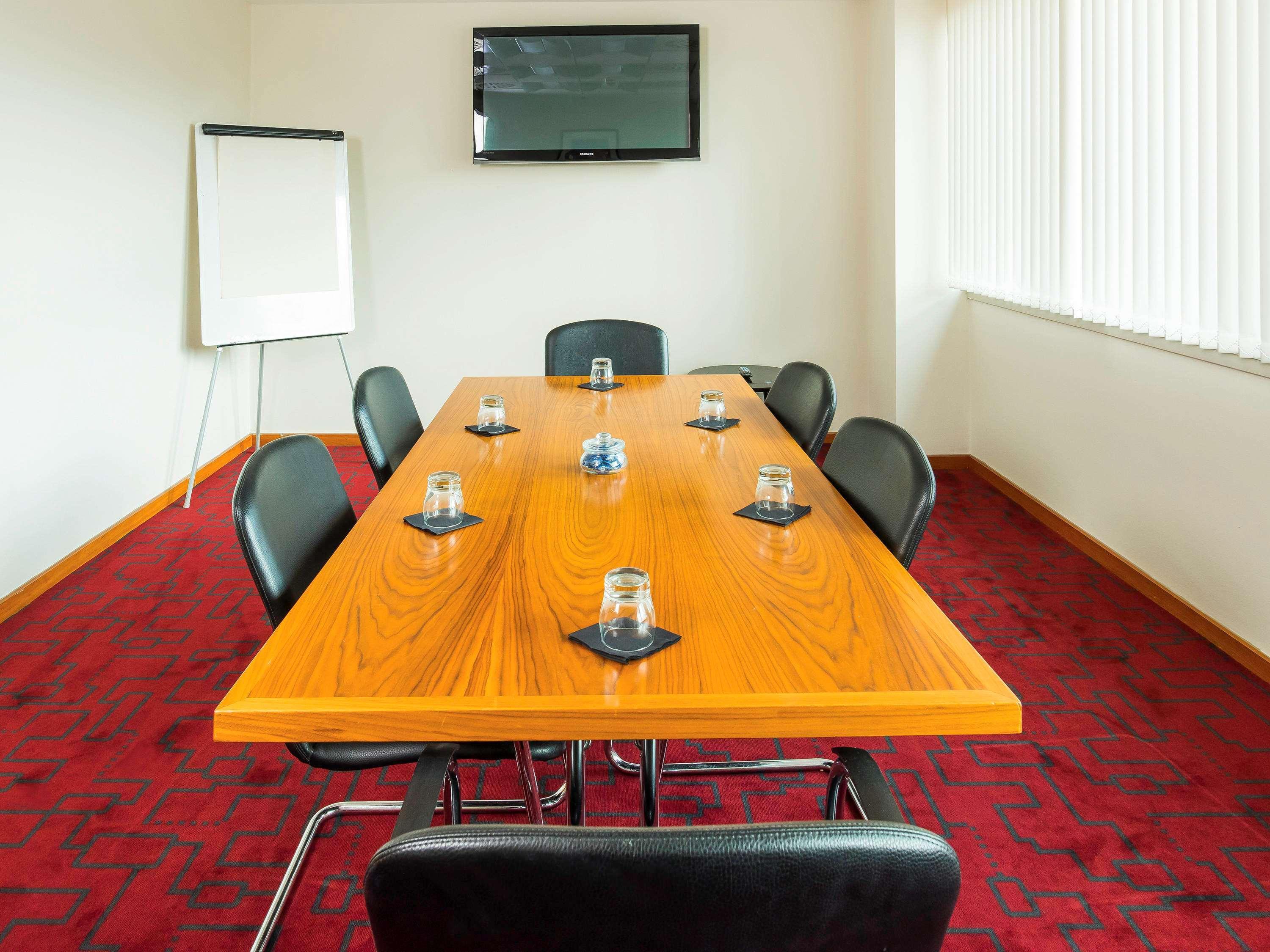 Hotel Ibis Styles Birmingham Nec & Airport 3*